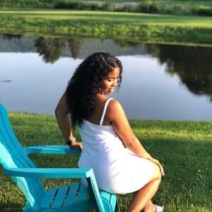 Meet your Posher, Cindie